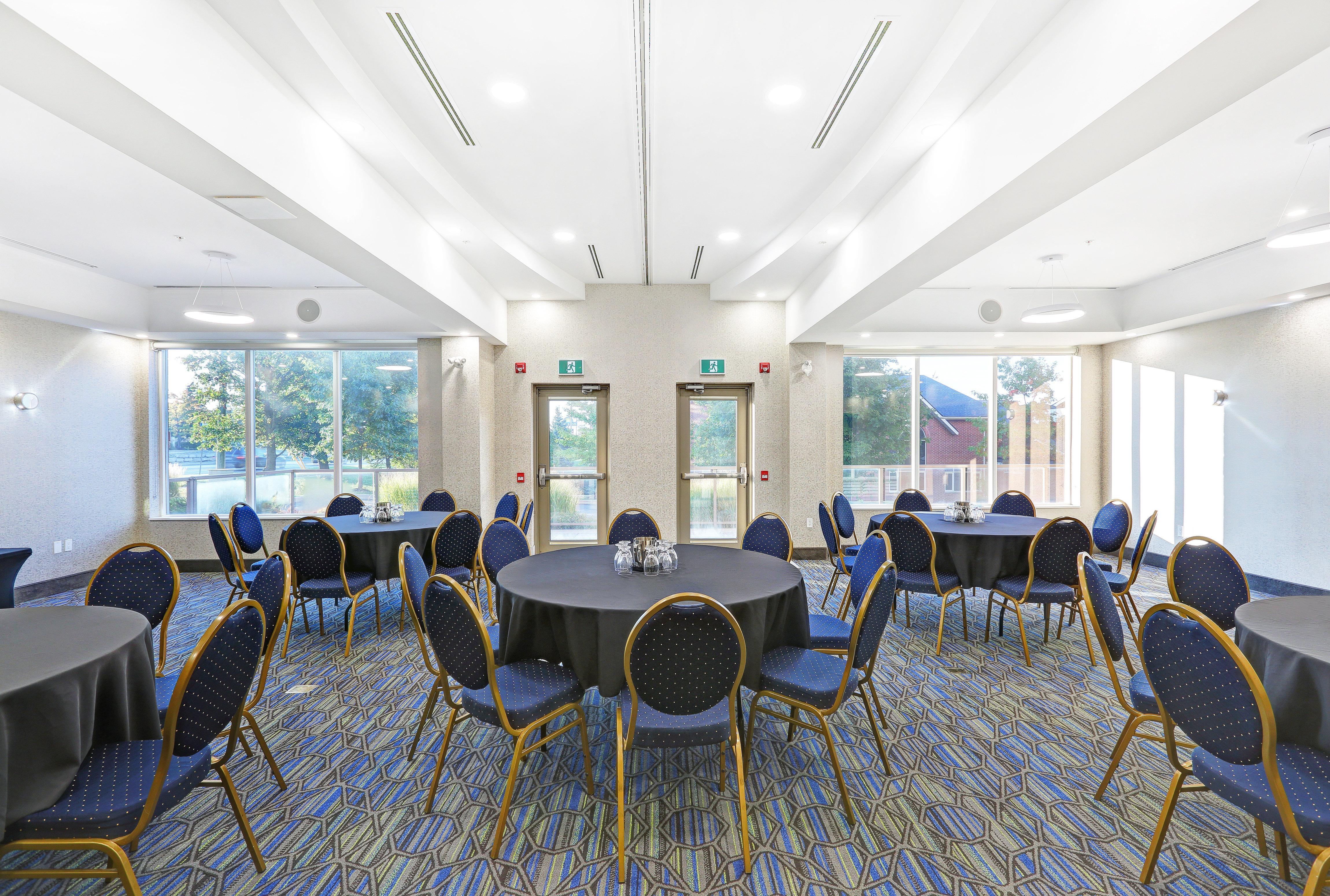 Holiday Inn Express & Suites - Woodstock, On Canada Esterno foto